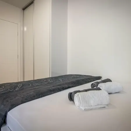 Tone Apartment